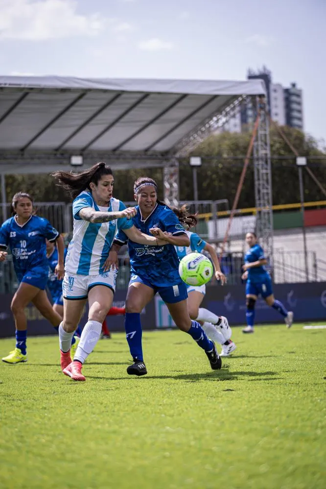 Brasil golea en el debut y El Salvador sorprende con empate ante Argentina en el Mundial F7 Femenino