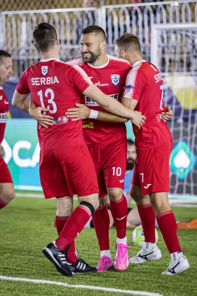 El Mundial F7 Masculino inicia con triunfos sudamericanos y goleadas europeas