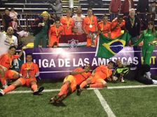 Mirá la final histórica de la Liga de las Américas de fútbol 7. Fluminense de Brasil ganó a Sidekicks de México en la grande final.